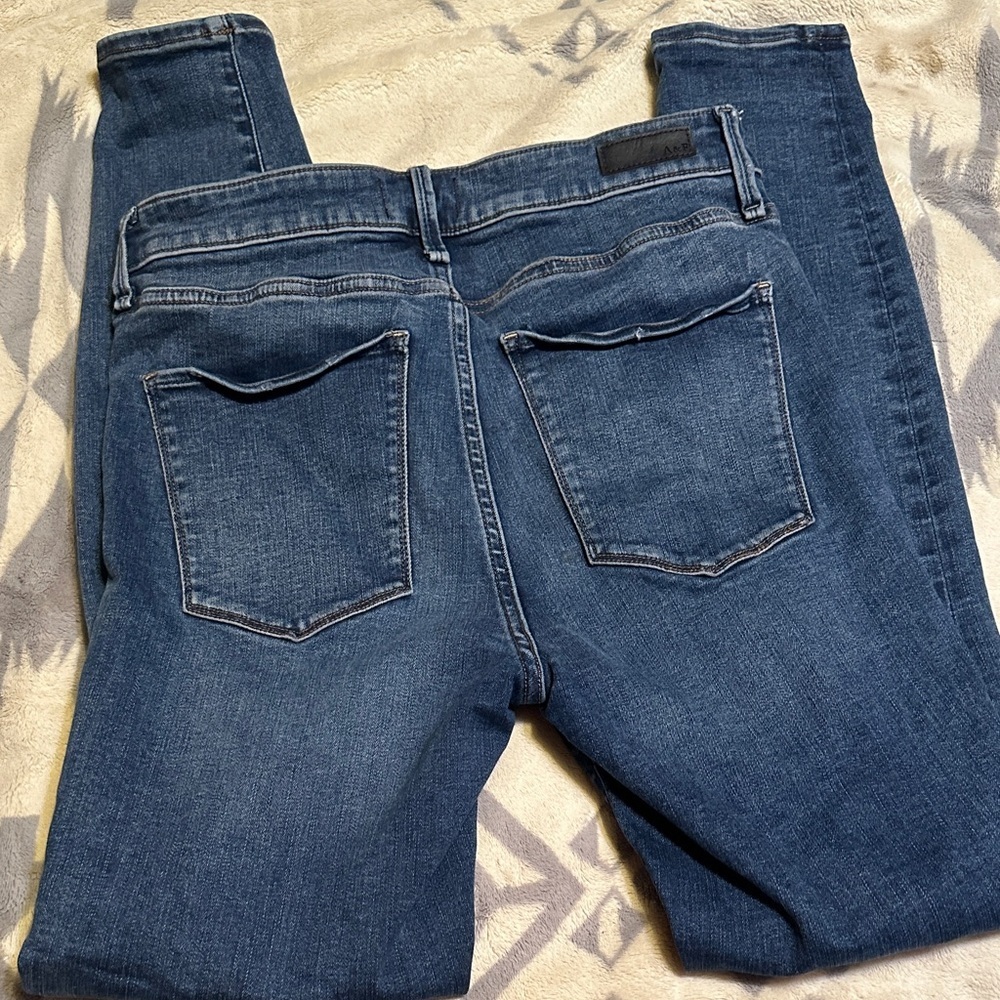 A143.   Abercrombie & Fitch Simone high-rise, super skinny Women's Jeans Blue